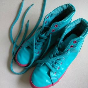 blue &pink ankle boot